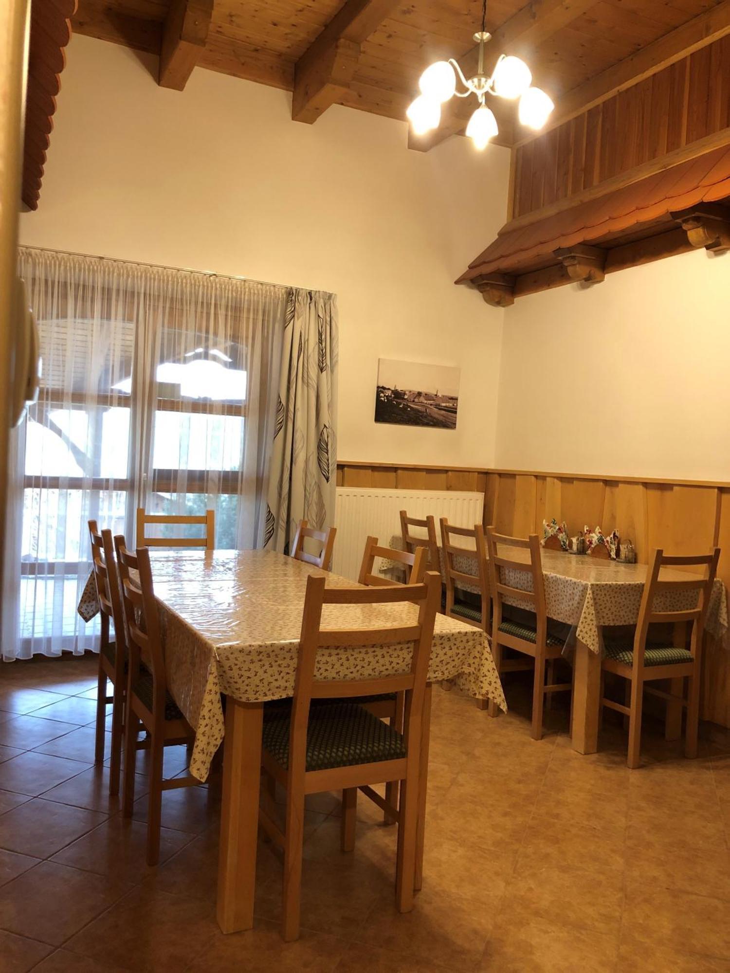 Hotel Tiszafa Vendeghaz Szentgál Exterior foto